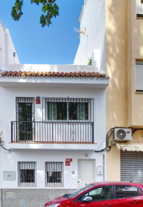 Holidays2Malaga Alameda Barcelo Parking & High Speed WIFI